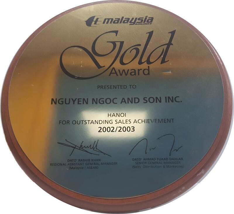 Đĩa vàng của Malaysia Airlines cho phòng vé có doanh thu ấn tượng 2002/2003