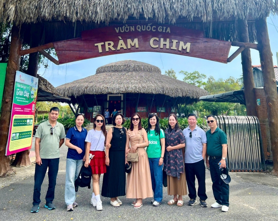 z7325965875926_6389eb1138a9786e5fc9926a19523a0d-1